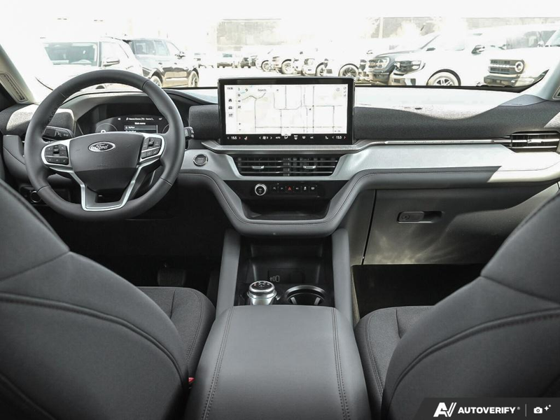 NEW 2026 Ford Explorer Active - Oxford White Exterior / DARK SPACE GRAY CLOTH Interior - $51,149 - Stock #E60258 - VIN 1FMUK8DH5TGA82812 - Photo 25