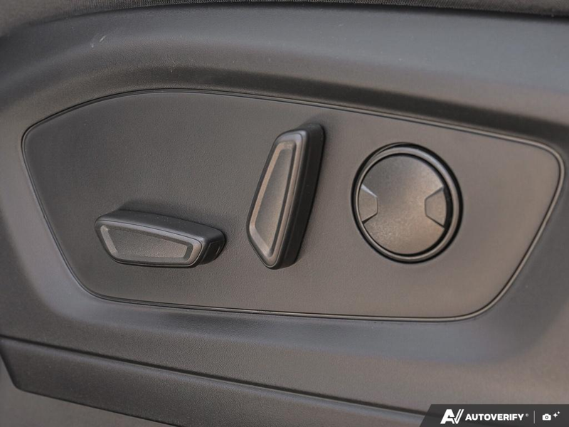NEW 2026 Ford Explorer Active - Oxford White Exterior / DARK SPACE GRAY CLOTH Interior - $51,149 - Stock #E60258 - VIN 1FMUK8DH5TGA82812 - Photo 27