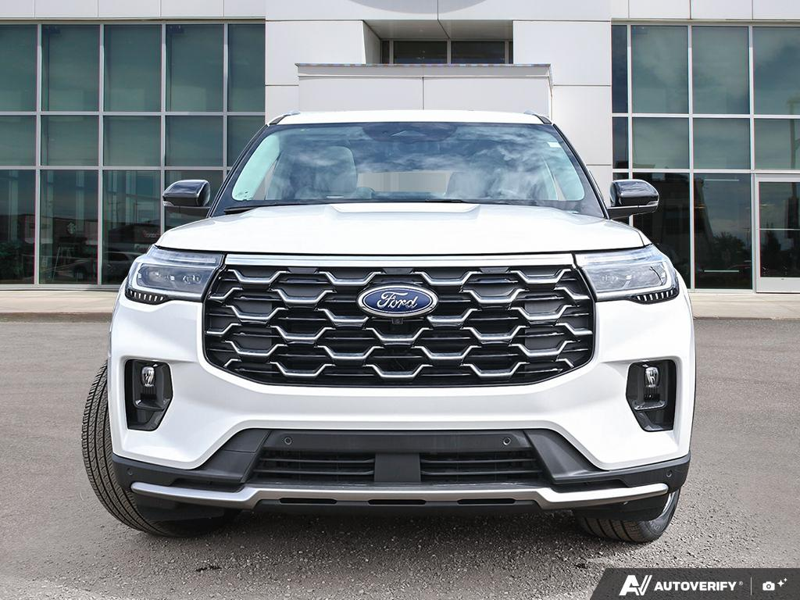 NEW 2026 Ford Explorer Platinum - Star White Tri-coat Metallic Exterior / CRYSTAL GRAY LEATHER Interior - $63,934 - Stock #E60278 - VIN 1FMUK8HHXTGA83402 - Photo 2