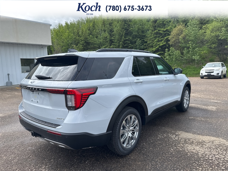NEW 2026 Ford Explorer Active - Crystal White Tricoat Exterior / DARK SPACE GREY ACTIVEX Interior - $60,130 - Stock #A26191 - VIN 1FMUK8DH1TGB87329 - Photo 2