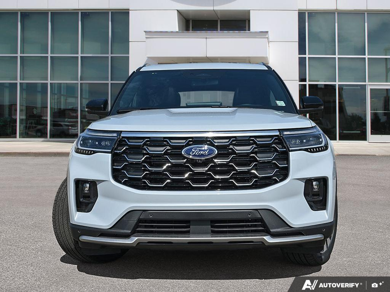 NEW 2026 Ford Explorer Platinum - Space White Metallic Exterior / MOJAVE DUSK, PREM. LEATHER SEATING SURFACES SPORT CAPTAIN CHAIRS Interior - $63,736 - Stock #E61068 - VIN 1FMUK8HH6TGC34056 - Photo 2
