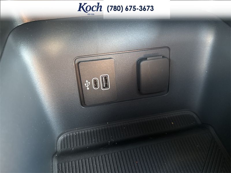 NEW 2026 Ford Explorer ST - Space White Metallic Exterior / ONYX, HEAT/VENT UNIQUE MIKO SUEDE SPORT CAPTAIN'S CHAIRS Interior - $75,130 - Stock #A26267 - VIN 1FMWK8GC3TGB05111 - Photo 30