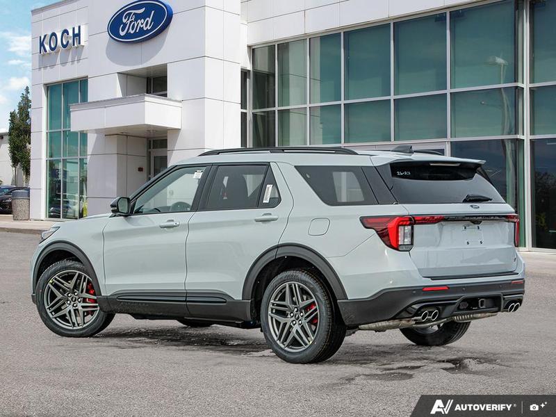2026 Ford Explorer ST photo 4