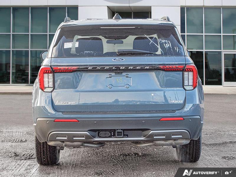 2026 Ford Explorer photo 4