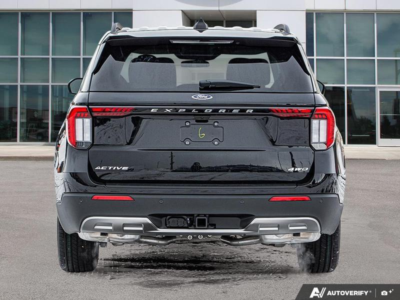 2026 Ford Explorer photo 4