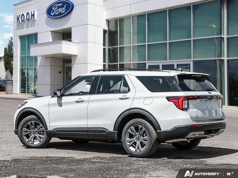 NEW 2026 Ford Explorer Active - Space White Metallic Exterior / DARK SPACE GREY ACTIVEX Interior - $56,734 - Stock #E60254 - VIN 1FMUK8DH8TGA81993 - Photo 4