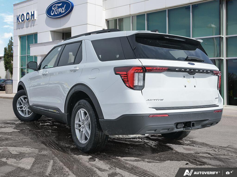 NEW 2026 Ford Explorer Active - Oxford White Exterior / DARK SPACE GRAY CLOTH Interior - $50,765 - Stock #E60175 - VIN 1FMUK8DH9TGA79265 - Photo 4