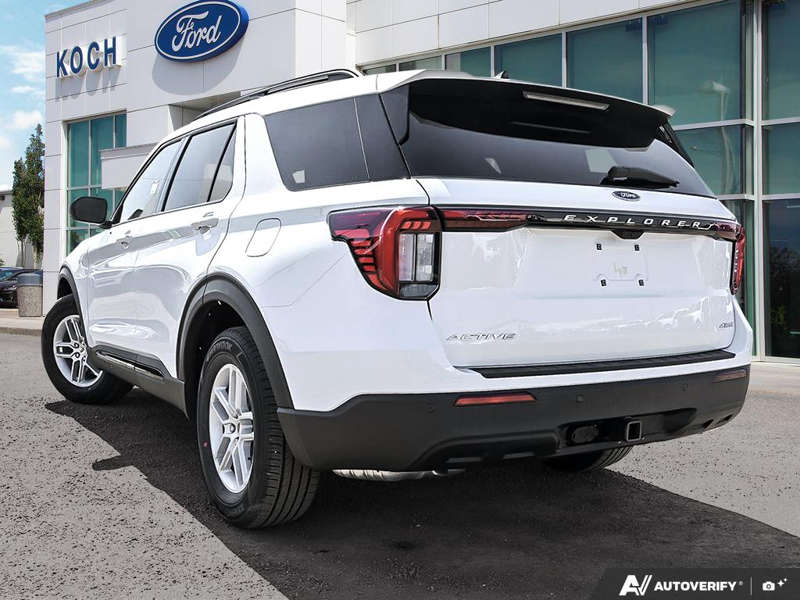 NEW 2026 Ford Explorer Active - Oxford White Exterior / DARK SPACE GRAY CLOTH Interior - $51,149 - Stock #E60258 - VIN 1FMUK8DH5TGA82812 - Photo 4