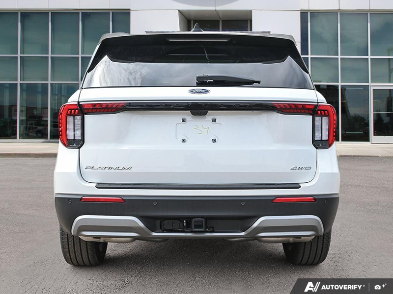 NEW 2026 Ford Explorer Platinum - Star White Tri-coat Metallic Exterior / CRYSTAL GRAY LEATHER Interior - $63,934 - Stock #E60278 - VIN 1FMUK8HHXTGA83402 - Photo 5