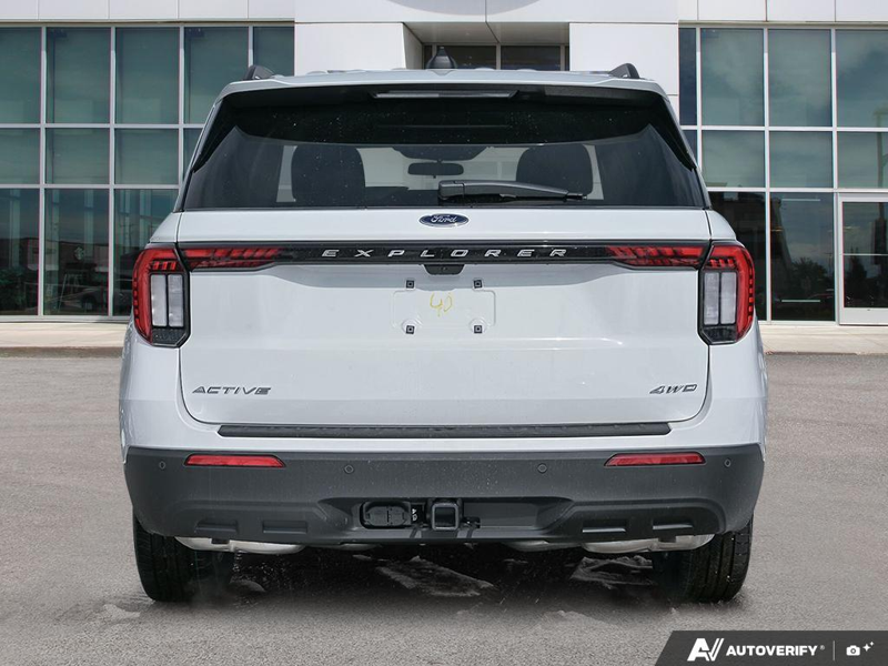 NEW 2026 Ford Explorer Active - Oxford White Exterior / DARK SPACE GRAY CLOTH Interior - $50,765 - Stock #E60175 - VIN 1FMUK8DH9TGA79265 - Photo 5