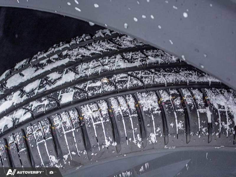 2026 Ford Explorer ST photo 4