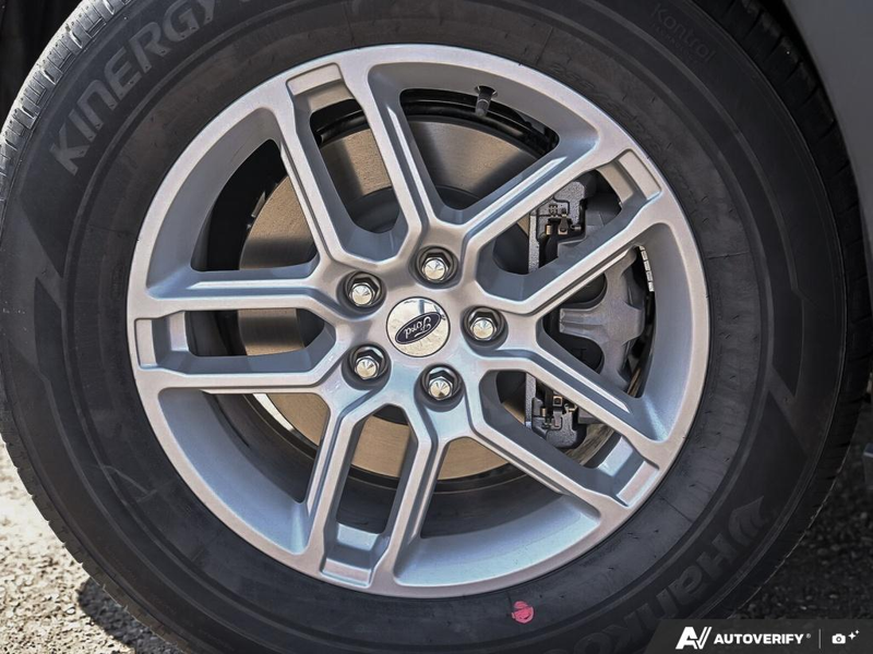 NEW 2026 Ford Explorer Active - Oxford White Exterior / DARK SPACE GRAY CLOTH Interior - $51,149 - Stock #E60258 - VIN 1FMUK8DH5TGA82812 - Photo 6