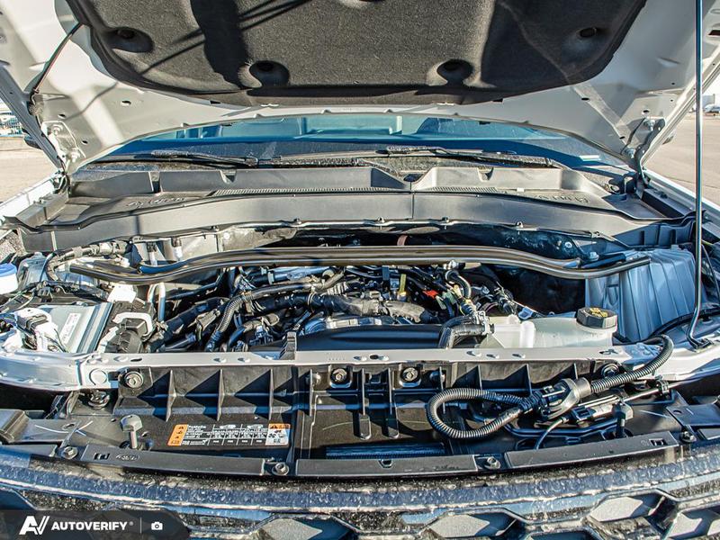 2026 Ford Explorer ST-Line photo 3