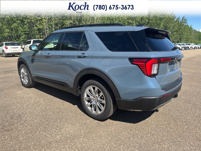 NEW 2026 Ford Explorer Active - Vapor Blue Exterior / DARK SPACE GREY ACTIVEX Interior - $60,730 - Stock #A26202 - VIN 1FMUK8DHXTGB86616 - Photo 9