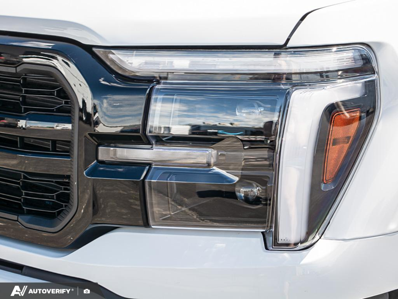 NEW 2026 Ford F-150 LARIAT - Star White Tri-Coat Exterior / BLACK, ACTIVEX TRIMMED 40/CONSOLE/40 FRONT SEATS (B) Interior - $85,206 - Stock #D60672 - VIN 1FTFW5L88TFA34986 - Photo 10