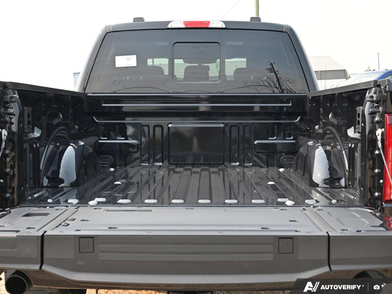 NEW 2026 Ford F-150 LARIAT - Agate Black Exterior / BLACK ACTIVE X Interior - $82,707 - Stock #E60927 - VIN 1FTFW5L81TFB68058 - Photo 10
