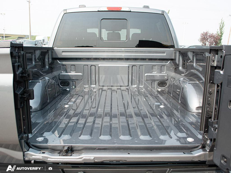 NEW 2026 Ford F-150 LARIAT - Carbonized Grey Metallic Exterior / BLACK ACTIVE X Interior - $82,122 - Stock #D60680 - VIN 1FTFW5L83TFB61225 - Photo 11