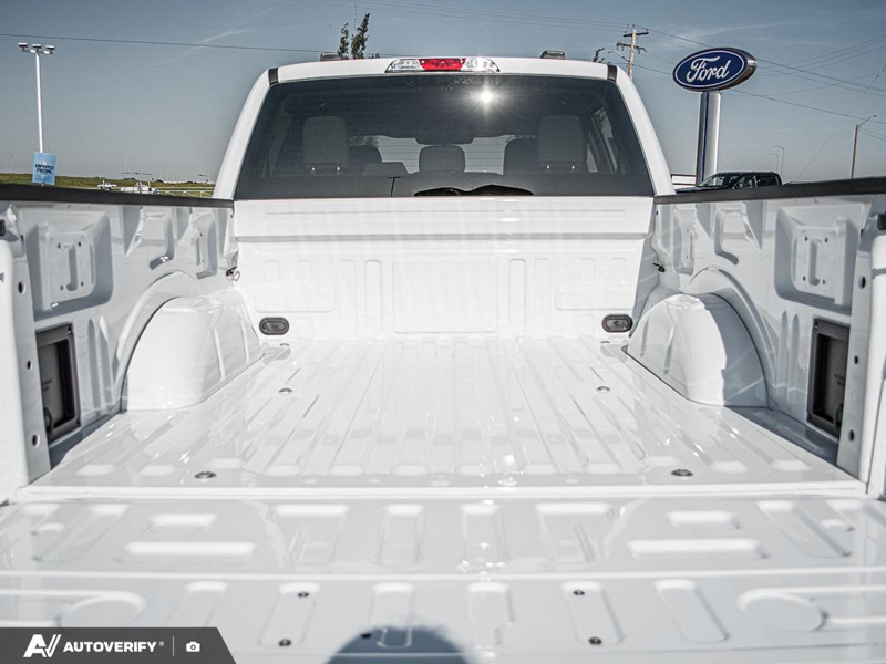 NEW 2026 Ford F-150 XLT - Oxford White Exterior / BLACK W/MEDIUM DARK SLATE, CLOTH 40/20/40 FRONT SEAT (M) Interior - $66,952 - Stock #D60802 - VIN 1FTFW3L54TKE45187 - Photo 11