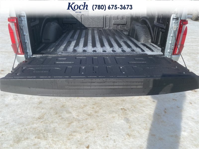 NEW 2026 Ford F-150 LARIAT - Iconic Silver Metallic Exterior / BLACK Interior - $82,685 - Stock #A26077 - VIN 1FTFW5L88TKD37502 - Photo 25