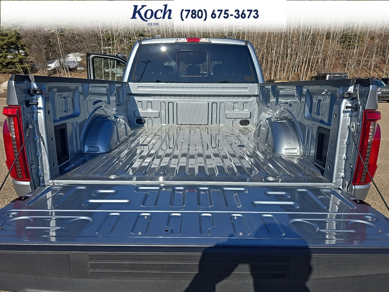 NEW 2026 Ford F-150 XLT - Iconic Silver Metallic Exterior / BLACK, UNIQUE SPORT CLOTH 40/CONSOLE/40 FRONT-SEATS Interior - $76,005 - Stock #A26081 - VIN 1FTFW3L8XTKD29213 - Photo 37