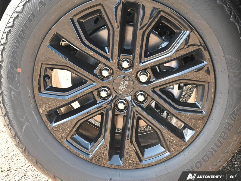 NEW 2026 Ford F-150 LARIAT - Antimatter Blue Metallic Exterior / BLACK ACTIVE X Interior - $86,482 - Stock #E60772 - VIN 1FTFW5L89TFB15432 - Photo 6