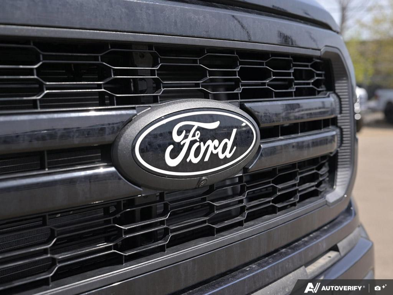 NEW 2026 Ford F-150 LARIAT - Antimatter Blue Metallic Exterior / BLACK ACTIVE X Interior - $92,839 - Stock #E60660 - VIN 1FTFW5L50TFA39914 - Photo 9
