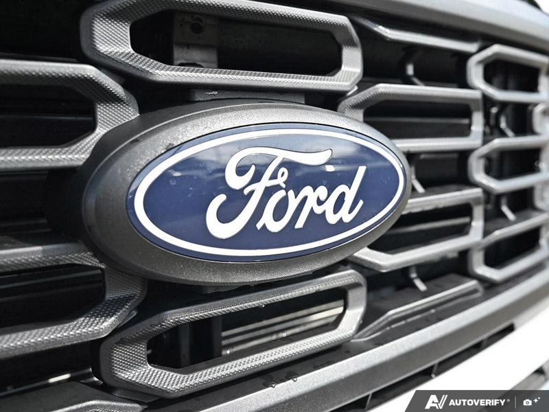NEW 2026 Ford F-150 XL - Oxford White Exterior / MEDIUM DARK SLATE CLOTH Interior - $62,687 - Stock #E60905 - VIN 1FTFW1L80TKE62602 - Photo 9