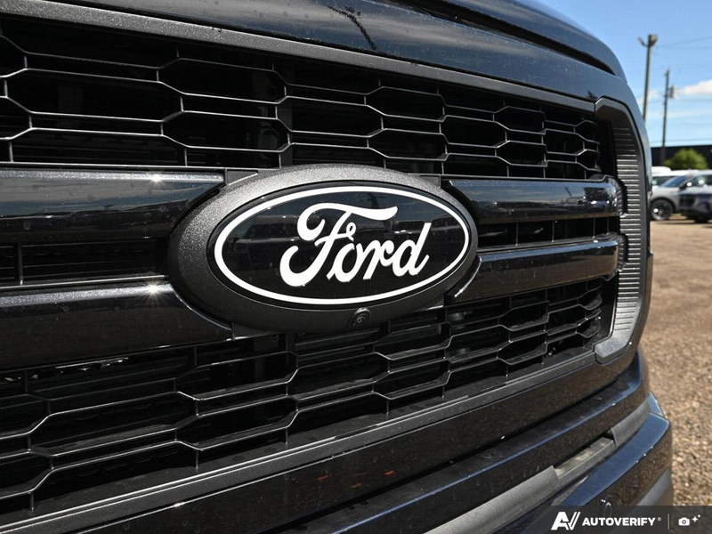 NEW 2026 Ford F-150 LARIAT - Antimatter Blue Metallic Exterior / BLACK ACTIVE X Interior - $83,482 - Stock #E60772 - VIN 1FTFW5L89TFB15432 - Photo 9