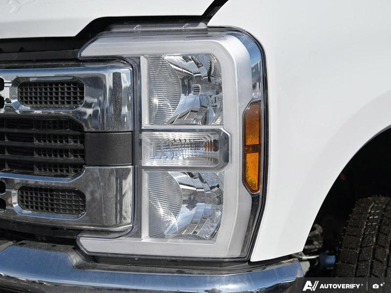 NEW 2026 Ford F-350 Super Duty XLT Cab N Chassis - Oxford White Exterior / MEDIUM DARK SLATE CLOTH Interior - $92,914 - Stock #E60337 - VIN 1FD8W3HT1TED93575 - Photo 10