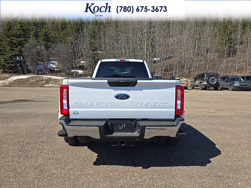 NEW 2026 Ford F-350 Super Duty XLT - Oxford White Exterior / MEDIUM DARK SLATE CLOTH Interior - $89,945 - Stock #A26124 - VIN 1FT8W3DT0TED88927 - Photo 10