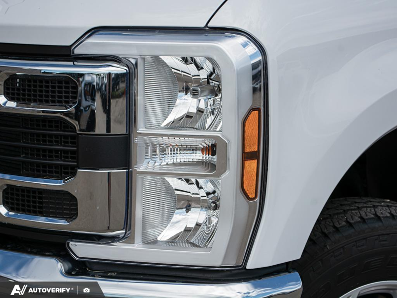 NEW 2026 Ford F-350 Super Duty XLT - Oxford White Exterior / MEDIUM DARK SLATE CLOTH Interior - $83,442 - Stock #D60649 - VIN 1FT8W3BT8TEF02370 - Photo 10