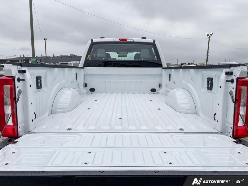 NEW 2026 Ford F-350 Super Duty XL - Oxford White Exterior / MEDIUM DARK SLATE CLOTH Interior - $75,648 - Stock #E60675 - VIN 1FT8W3BA9TEE56403 - Photo 12