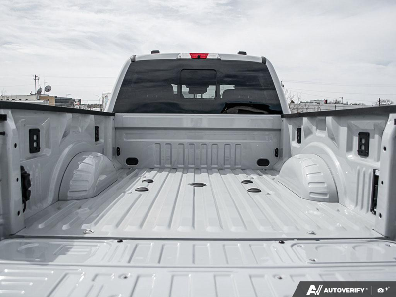 NEW 2026 Ford F-350 Super Duty Platinum Tremor - Avalanche Exterior / BLACK ONYX/BLUE LEATHER Interior - $126,953 - Stock #E60547 - VIN 1FT8W3BMXTEE28748 - Photo 11