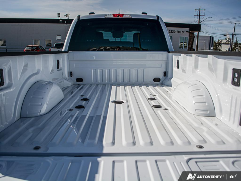 NEW 2026 Ford F-350 Super Duty XLT DRW - Oxford White Exterior / MEDIUM DARK SLATE CLOTH Interior - $97,219 - Stock #E60466 - VIN 1FT8W3DT3TEE00083 - Photo 11