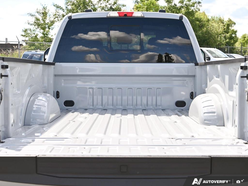 NEW 2026 Ford F-350 Super Duty STX - Avalanche Exterior / MED DARK SLATE VINYL Interior - $86,949 - Stock #E60791 - VIN 1FT8W3BT0TEE76993 - Photo 11