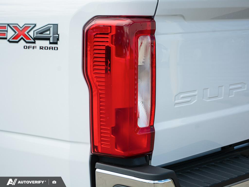 NEW 2026 Ford F-350 Super Duty XLT - Oxford White Exterior / MEDIUM DARK SLATE CLOTH Interior - $83,442 - Stock #D60649 - VIN 1FT8W3BT8TEF02370 - Photo 11