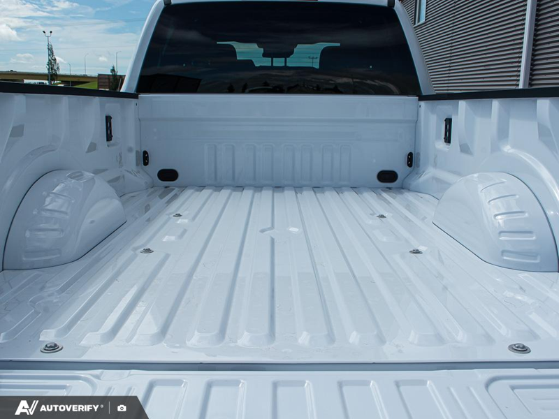 NEW 2026 Ford F-350 Super Duty XLT - Oxford White Exterior / MEDIUM DARK SLATE CLOTH Interior - $83,442 - Stock #D60650 - VIN 1FT8W3BT3TEF01188 - Photo 11