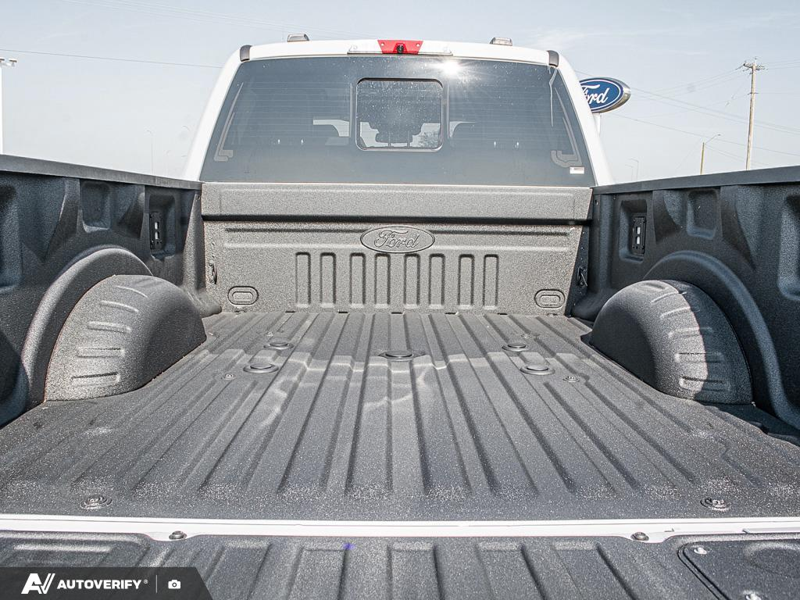 NEW 2026 Ford F-350 Super Duty Platinum - Avalanche Exterior / BLACK ONYX/PLATINUM BLUE, UNIQUE PLATINUM LEATHER 40/CONSOLE/40 Interior - $122,867 - Stock #D60791 - VIN 1FT8W3BMXTED92978 - Photo 11