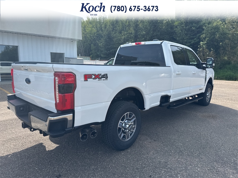 NEW 2026 Ford F-350 Super Duty Lariat - Star White Tri-Coat Exterior / BAJA, FRONT ACTIVEX TRIMMED 40/CONSOLE/40 SEATS Interior - $116,478 - Stock #A26239 - VIN 1FT8W3BT8TEF40116 - Photo 11
