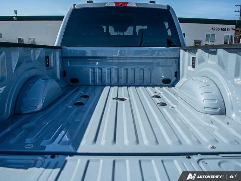 NEW 2026 Ford F-350 Super Duty Platinum Tremor - Glacier Gray Exterior / BLACK ONYX/BLUE LEATHER Interior - $126,525 - Stock #E60535 - VIN 1FT8W3BM7TEE28383 - Photo 11