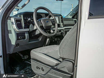 2026 Ford F-350 Super Duty XLT 1