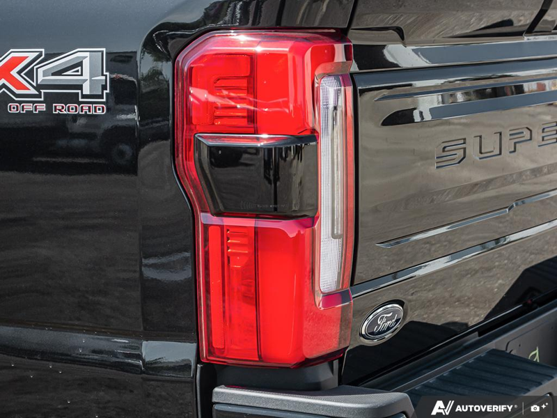 NEW 2026 Ford F-350 Super Duty Platinum Long Box - Agate Black Exterior / BLACK ONYX/BLUE LEATHER Interior - $124,898 - Stock #E60376 - VIN 1FT8W3BM2TED95941 - Photo 12