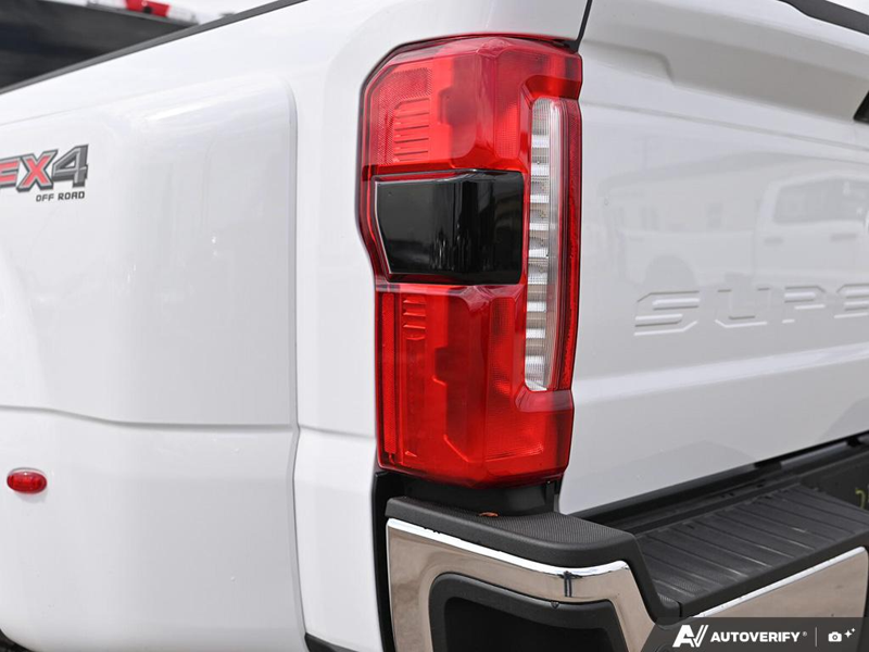 NEW 2026 Ford F-350 Super Duty XLT DRW - Oxford White Exterior / MEDIUM DARK SLATE CLOTH Interior - $94,919 - Stock #E60441 - VIN 1FT8W3DT0TED88541 - Photo 12