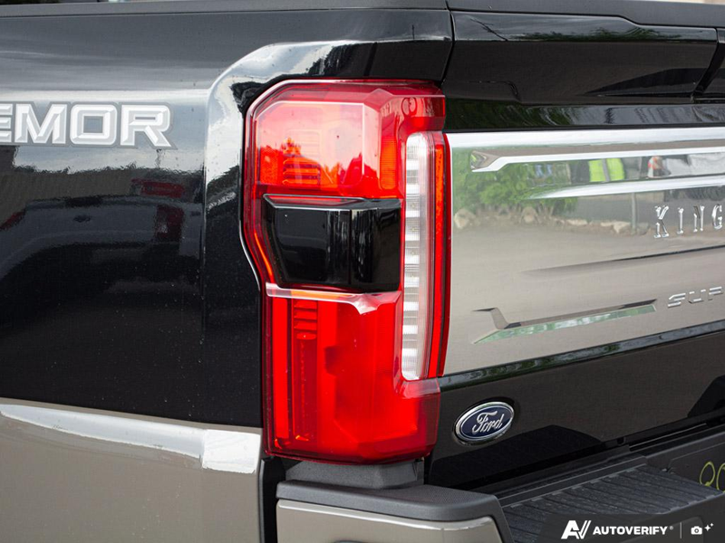 NEW 2026 Ford F-350 Super Duty King Ranch Tremor - Agate Black/marsh Grey Accent Exterior / JAVA LEATHER Interior - $129,017 - Stock #E60630 - VIN 1FT8W3BM8TEE24455 - Photo 12