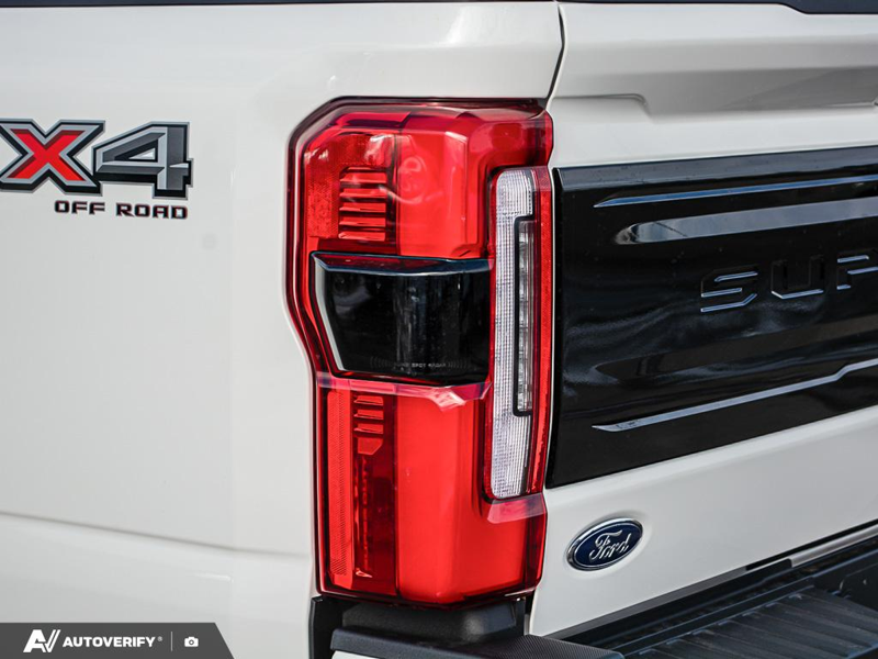NEW 2026 Ford F-350 Super Duty Platinum - Star White Tri-coat Metallic Exterior / BLACK ONYX/BLUE LEATHER Interior - $116,140 - Stock #D60408 - VIN 1FT8W3BT9TEE27596 - Photo 12
