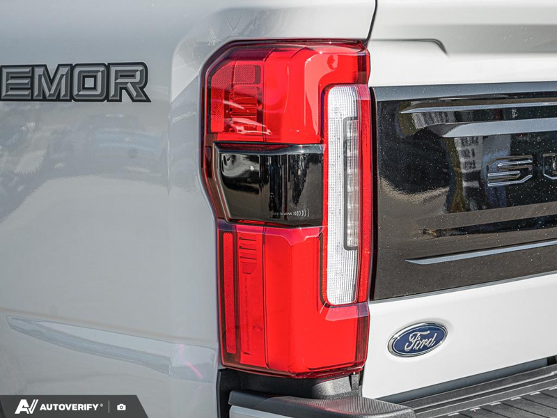 NEW 2026 Ford F-350 Super Duty Platinum - Avalanche Exterior / BLACK ONYX/PLATINUM BLUE, UNIQUE PLATINUM LEATHER 40/CONSOLE/40 Interior - $122,867 - Stock #D60791 - VIN 1FT8W3BMXTED92978 - Photo 12