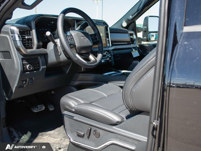 NEW 2026 Ford F-350 Super Duty Platinum - Agate Black Exterior / BLACK ONYX/BLUE LEATHER Interior - $118,435 - Stock #D60434 - VIN 1FT8W3BM6TEE29167 - Photo 13