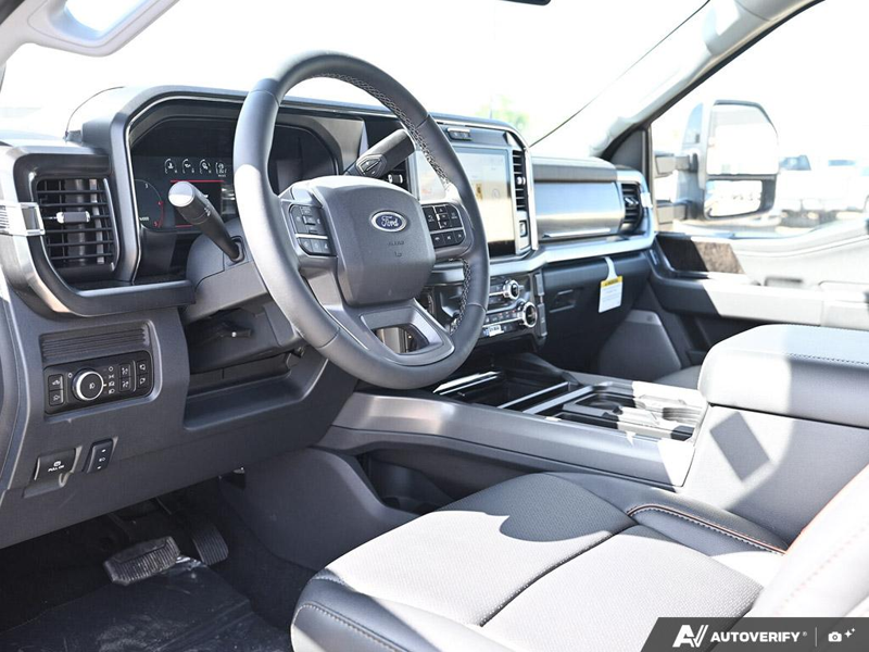 NEW 2026 Ford F-350 Super Duty Lariat - Agate Black Exterior / BLACK ONYX ACTIVEX Interior - $106,182 - Stock #E60755 - VIN 1FT8W3BT9TEE72621 - Photo 13