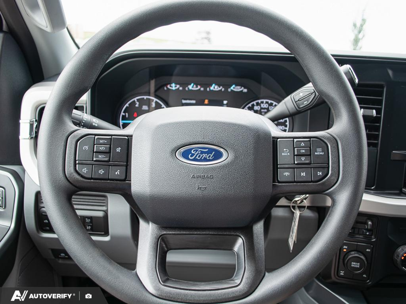 NEW 2026 Ford F-350 Super Duty XLT - Oxford White Exterior / MEDIUM DARK SLATE CLOTH Interior - $83,442 - Stock #D60619 - VIN 1FT8W3BT2TEE86652 - Photo 14