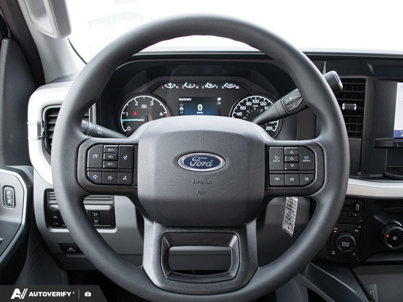 NEW 2026 Ford F-350 Super Duty XLT - Oxford White Exterior / MEDIUM DARK SLATE CLOTH Interior - $87,264 - Stock #D60708 - VIN 1FT8W3BT8TEF28290 - Photo 14